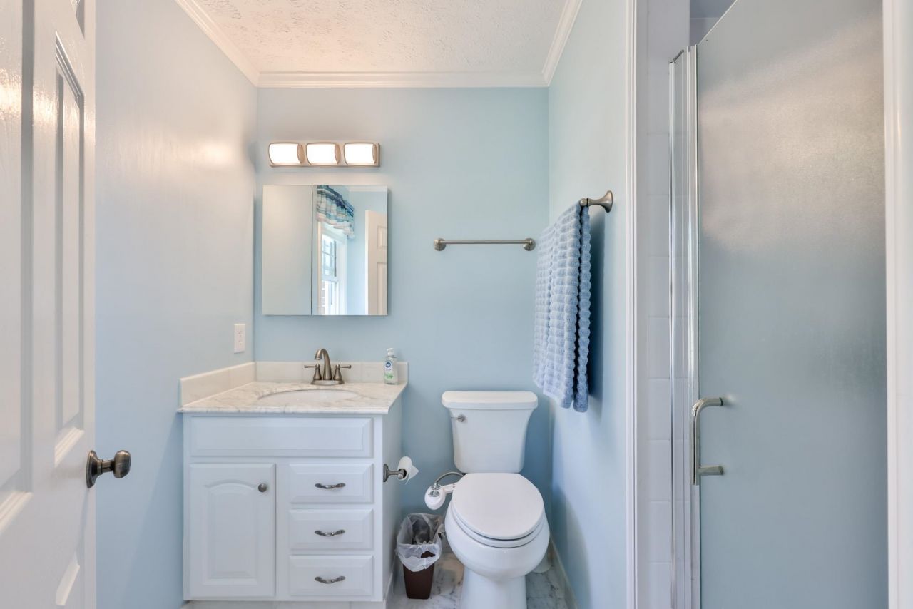 27 Plantation Rd. Photo 16