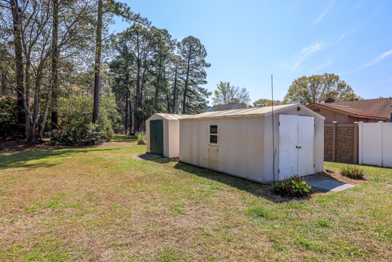 27 Plantation Rd. Photo 44