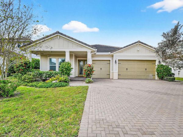 1055 Ember Ridge Run, Loxahatchee, FL 33470