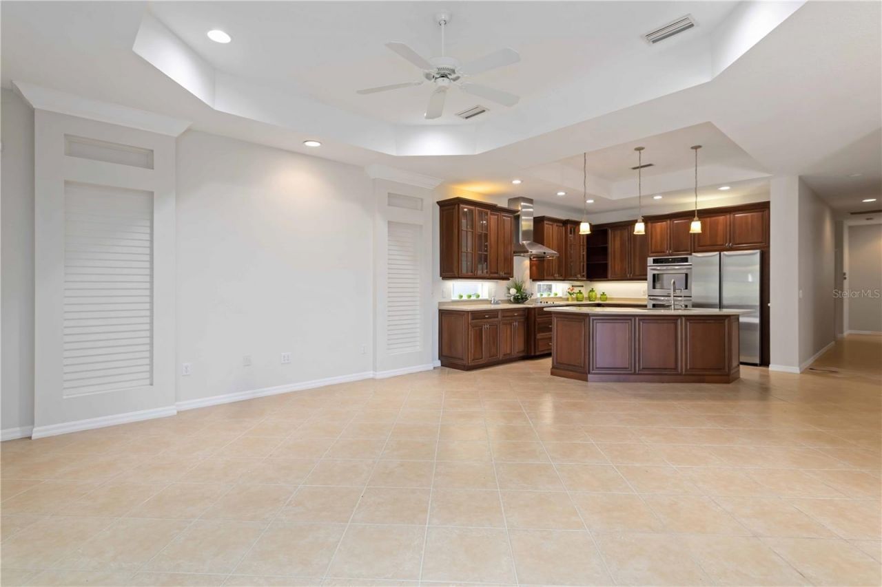 7815 Ashley Circle, University Park, FL 34201 Photo