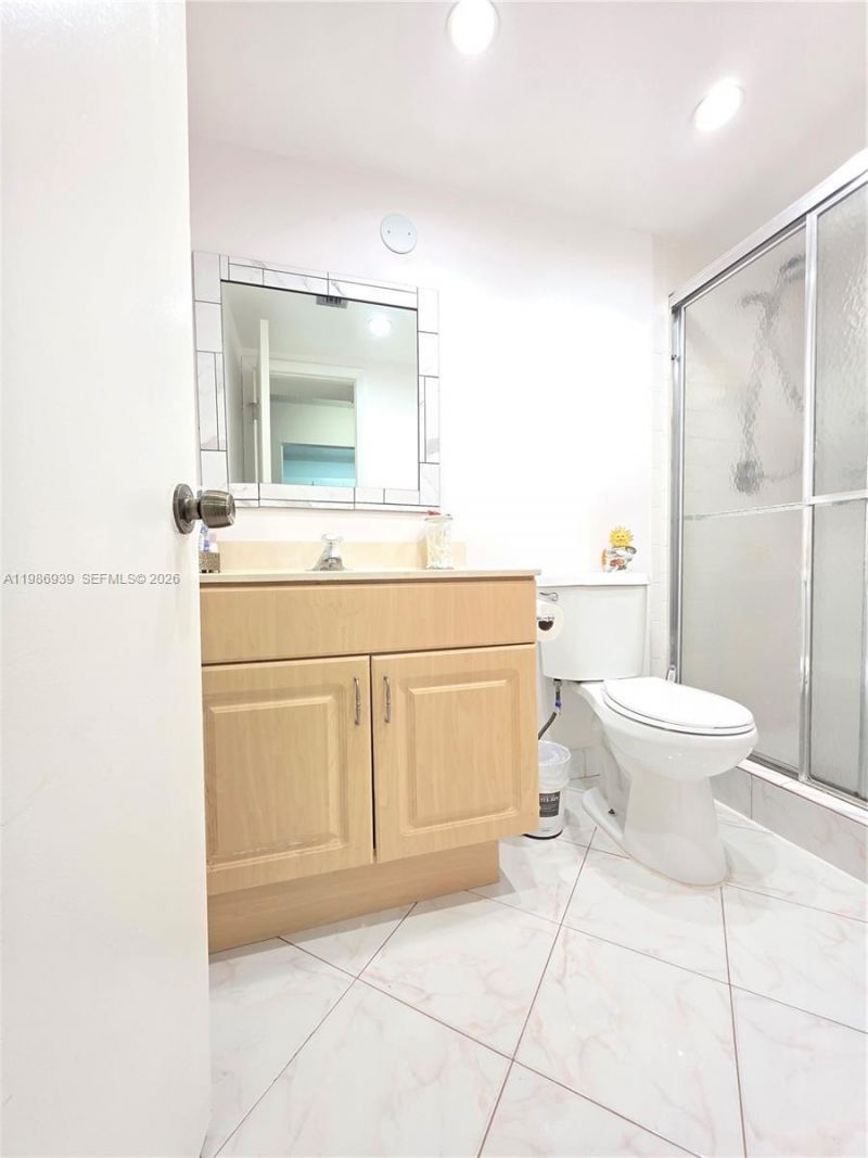 1751 NW 75th Ave, Unit 313, Plantation, FL 33313 Photo