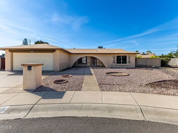 15810 N 30TH Drive, Phoenix, AZ 85053