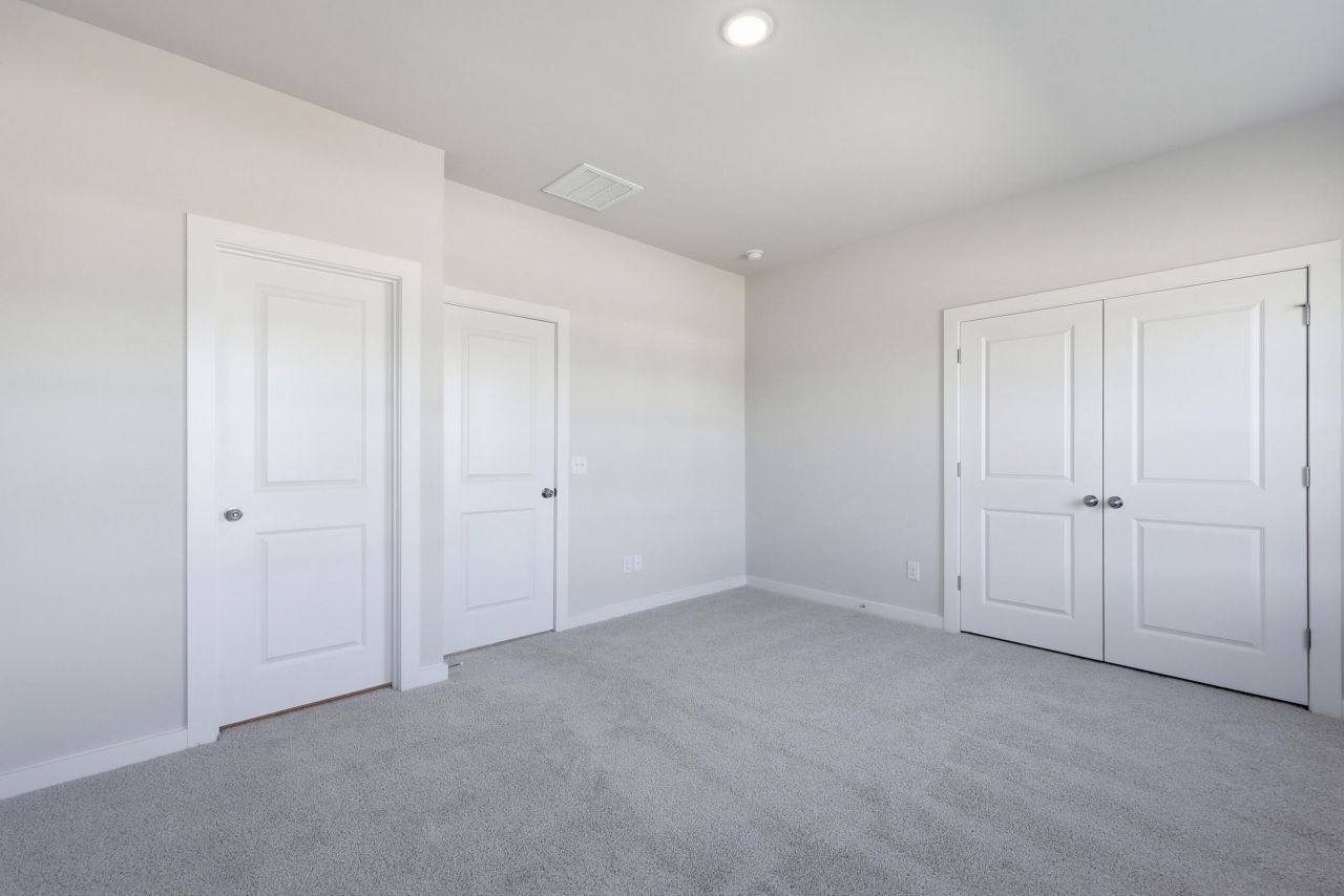530 Heathwood Way Photo 42