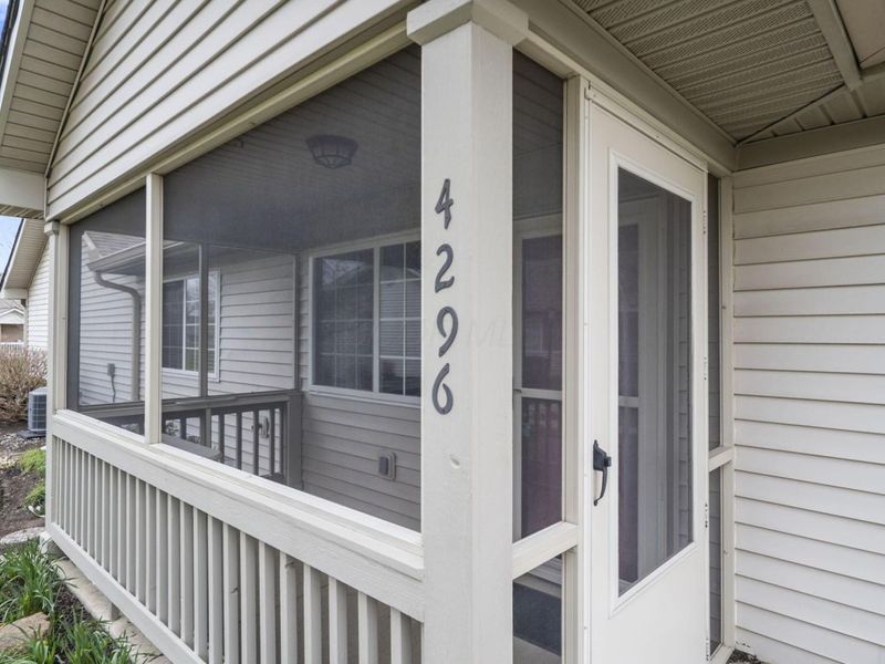 4296 Wincove Drive, Groveport, OH 43125 Photo 10