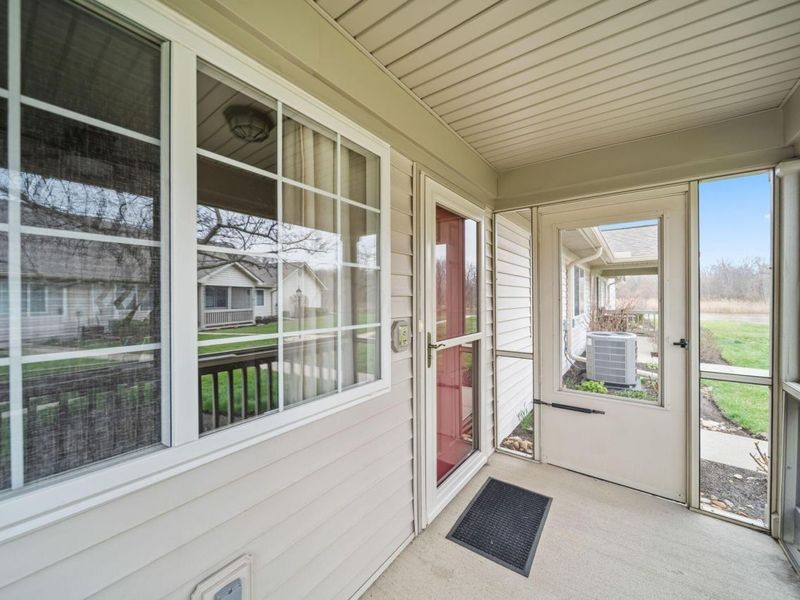 4296 Wincove Drive, Groveport, OH 43125 Photo 11