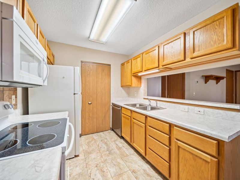 4296 Wincove Drive, Groveport, OH 43125 Photo 18