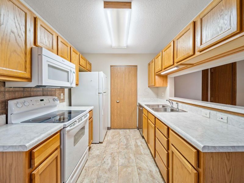 4296 Wincove Drive, Groveport, OH 43125 Photo 20