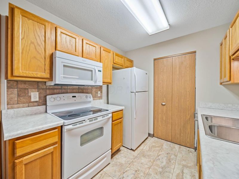 4296 Wincove Drive, Groveport, OH 43125 Photo 21