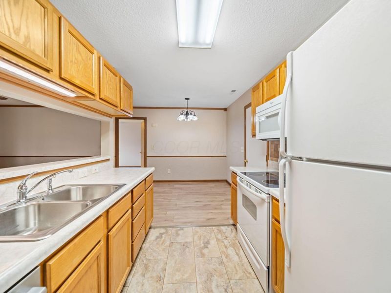 4296 Wincove Drive, Groveport, OH 43125 Photo 22