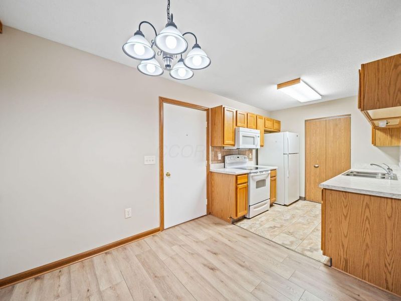 4296 Wincove Drive, Groveport, OH 43125 Photo 24