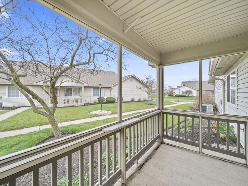 4296 Wincove Drive , Groveport, OH 43125 Photo 9