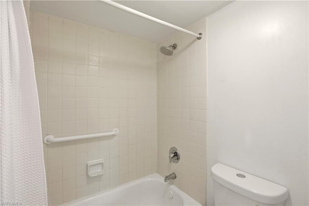 600 Neapolitan Way , Unit 254, Naples, FL 34103 Photo