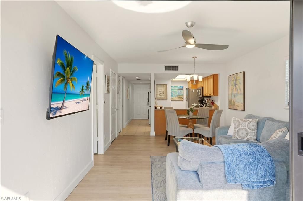 600 Neapolitan Way , Unit 254, Naples, FL 34103 Photo