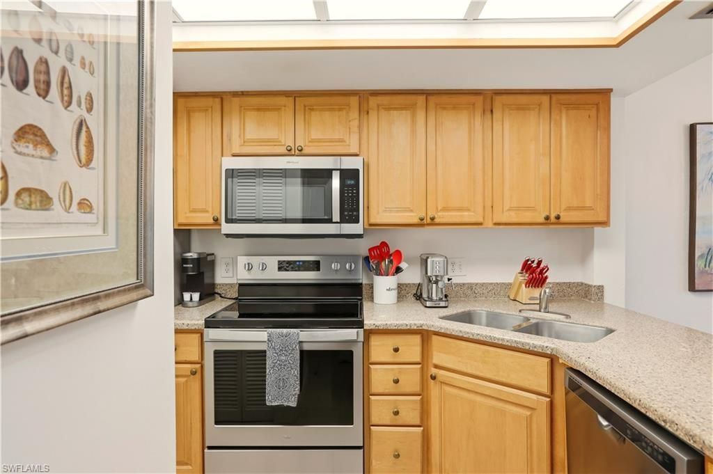 600 Neapolitan Way , Unit 254, Naples, FL 34103 Photo