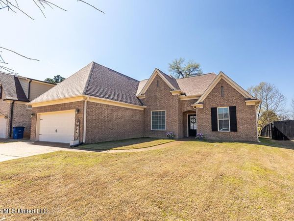 6067 Arnold Palmer Cove, Olive Branch, MS 38654