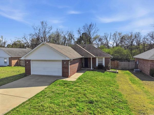 2525 Winchester Drive, Conway, AR 72032