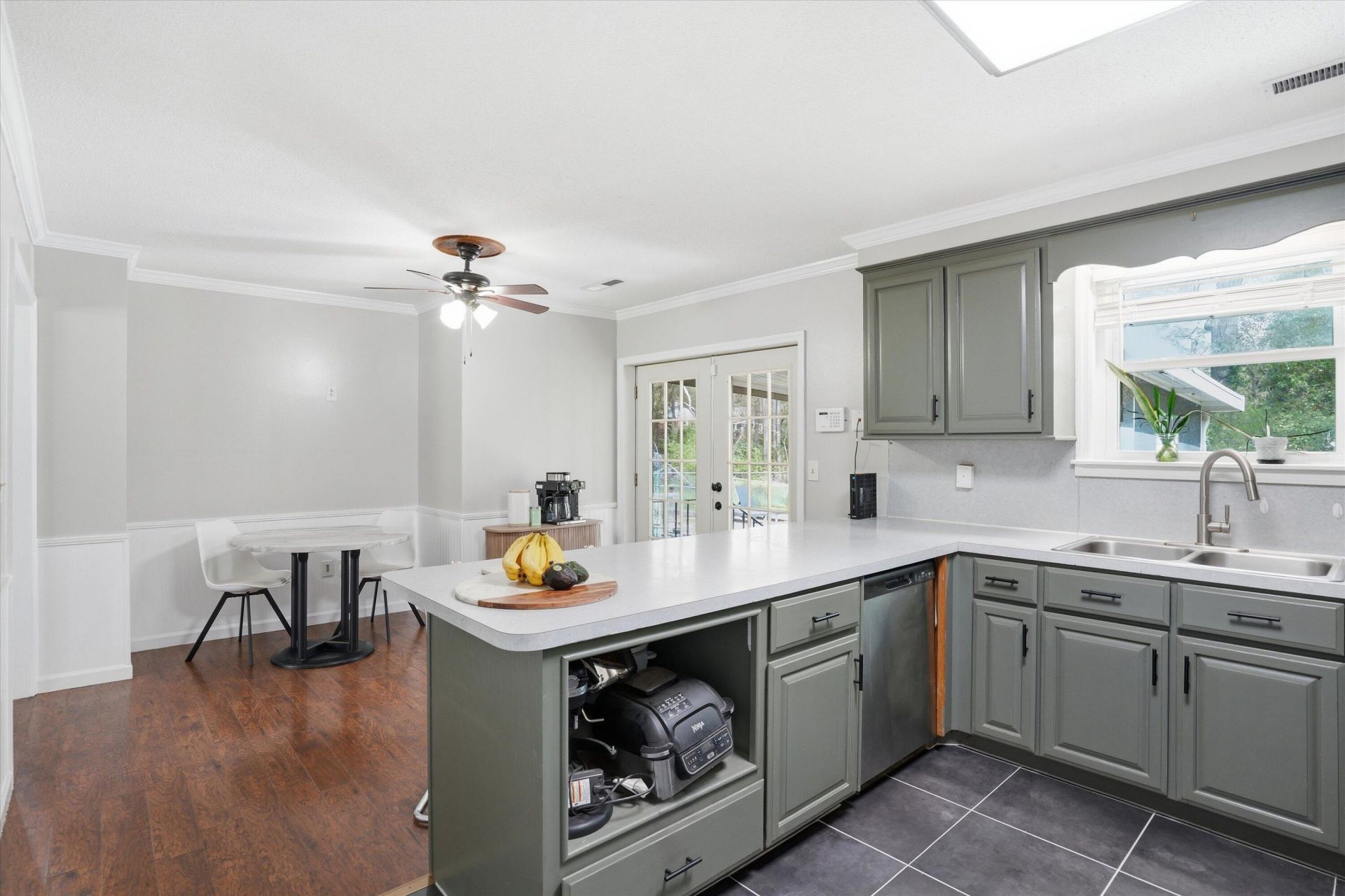221 Froman Drive Photo 12