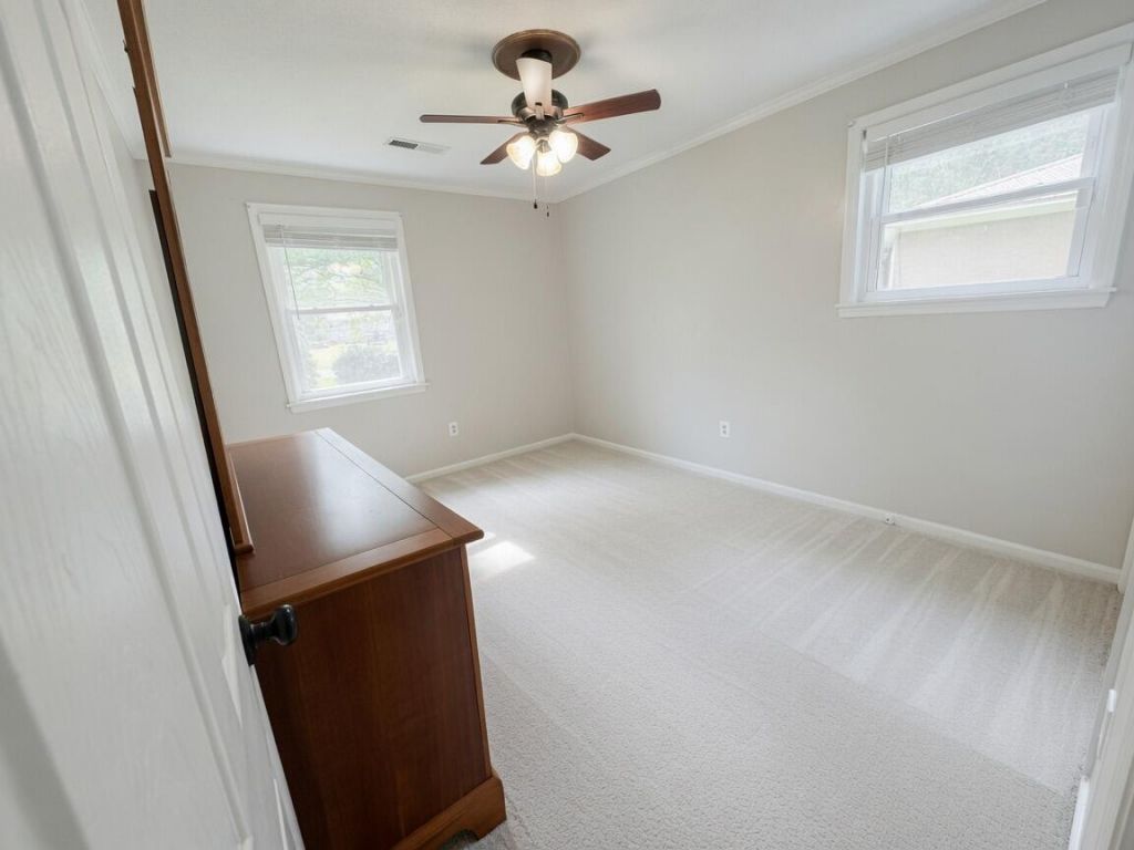 221 Froman Drive Photo 18
