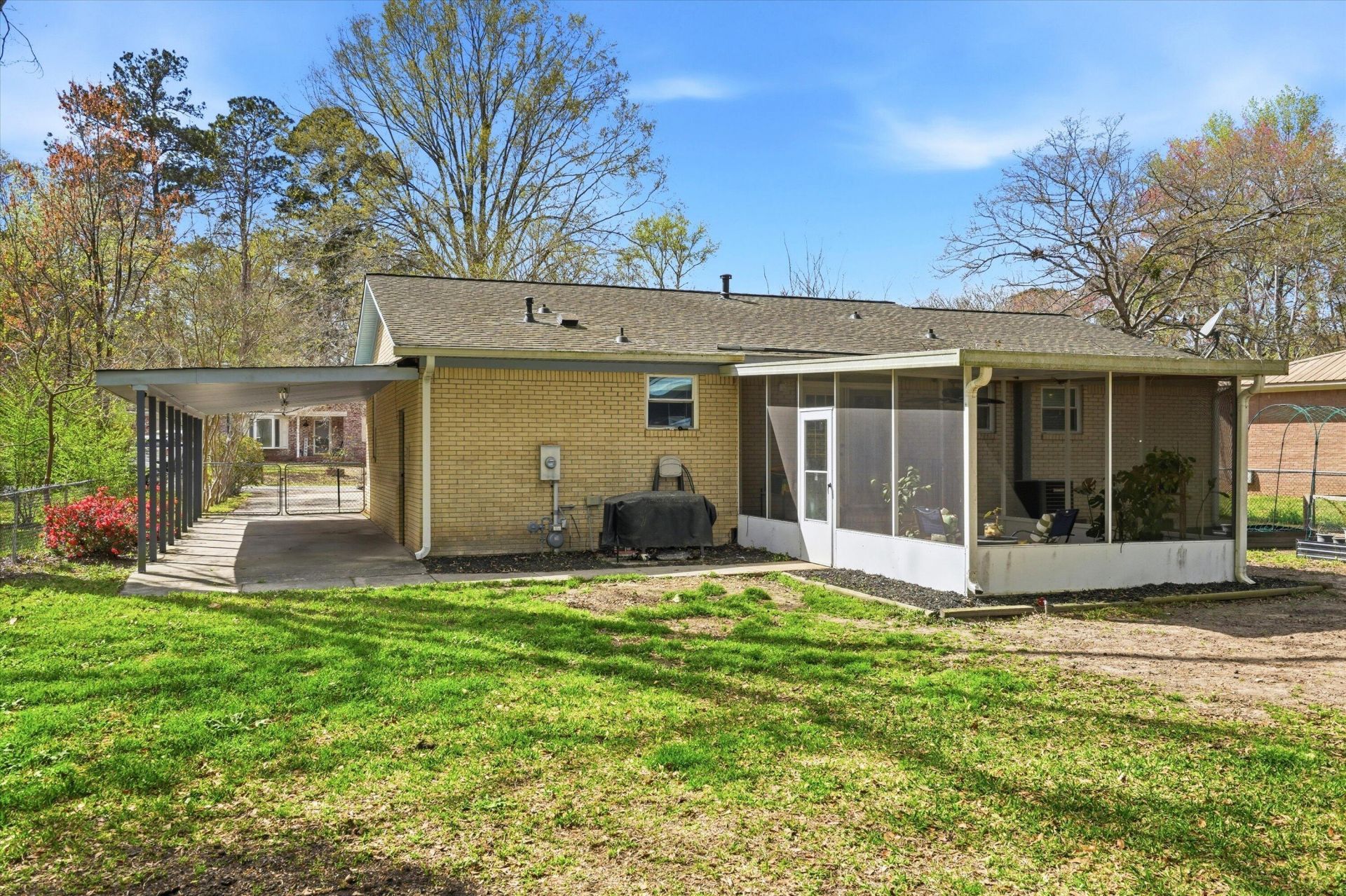 221 Froman Drive Photo 24