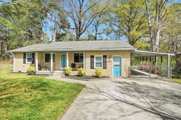 221 Froman Drive photo 4