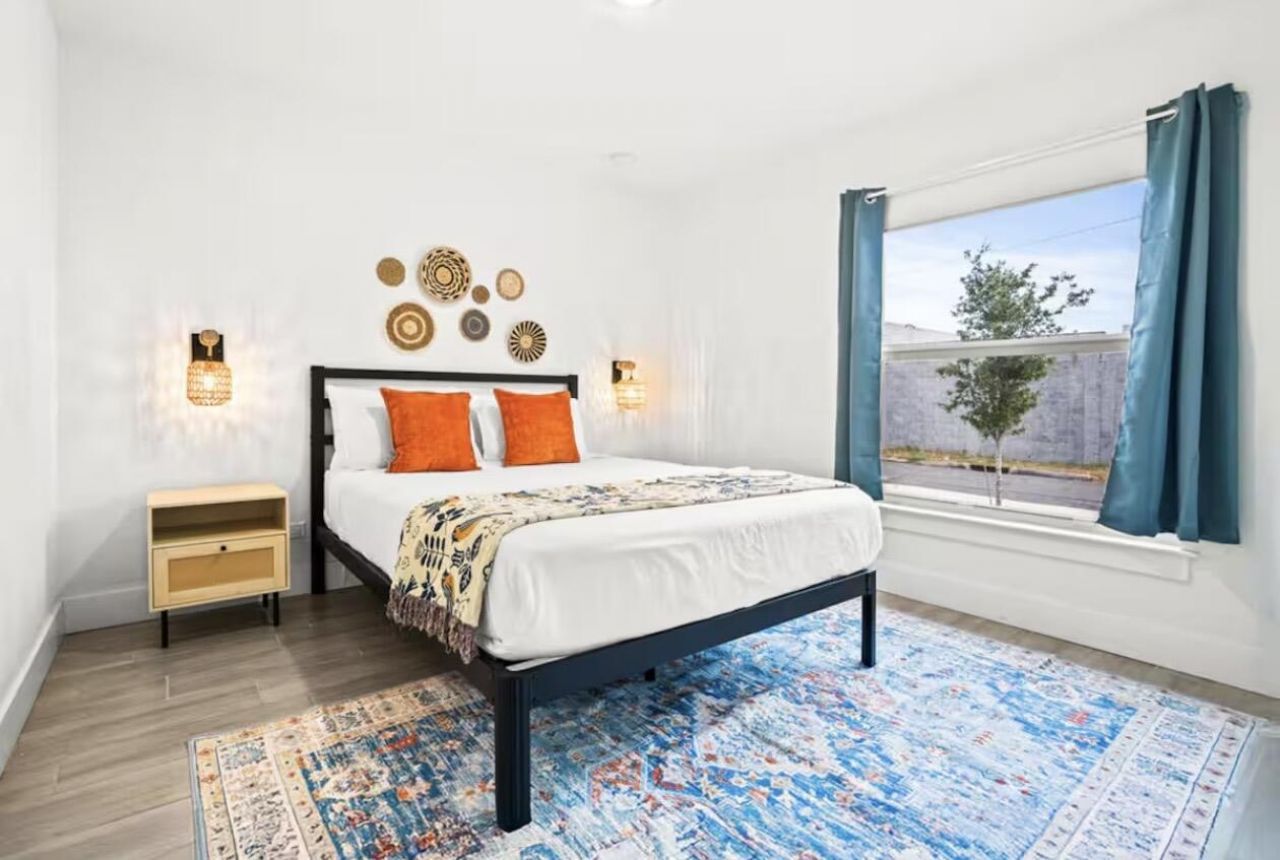 565 Lilac Court, West Palm Beach, FL 33407 Photo