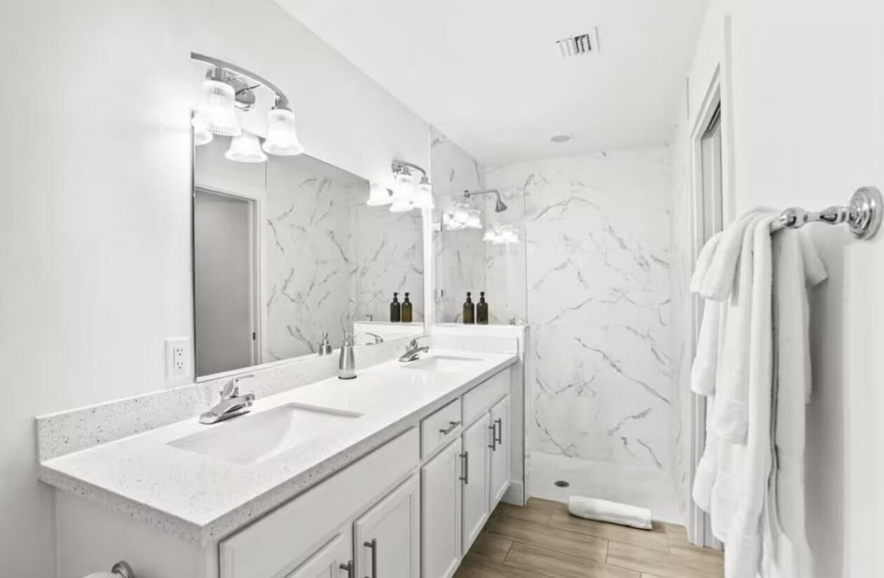 565 Lilac Court, West Palm Beach, FL 33407 Photo