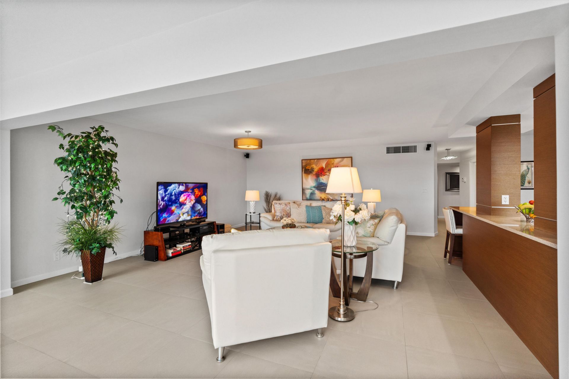 3050 NE 47th Court, Unit 402, Fort Lauderdale, FL 33308 Photo