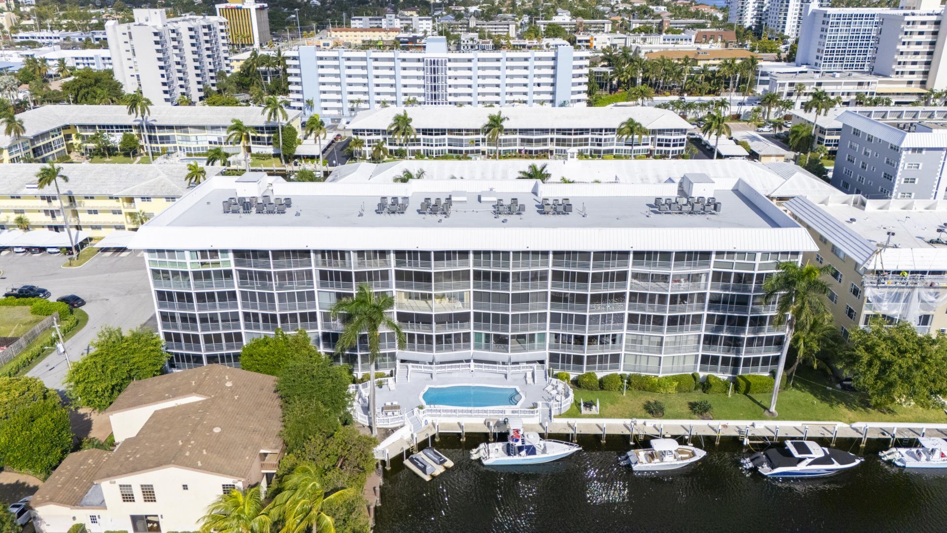 3050 NE 47th Court, Unit 402, Fort Lauderdale, FL 33308 Photo