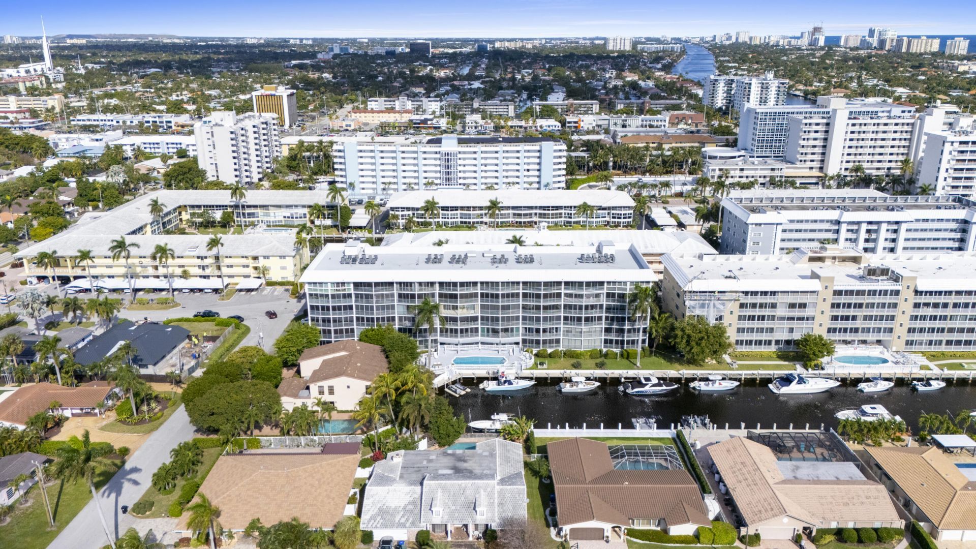 3050 NE 47th Court, Unit 402, Fort Lauderdale, FL 33308 Photo