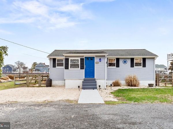 211 BAYARD STREET, DELAWARE CITY, DE 19706