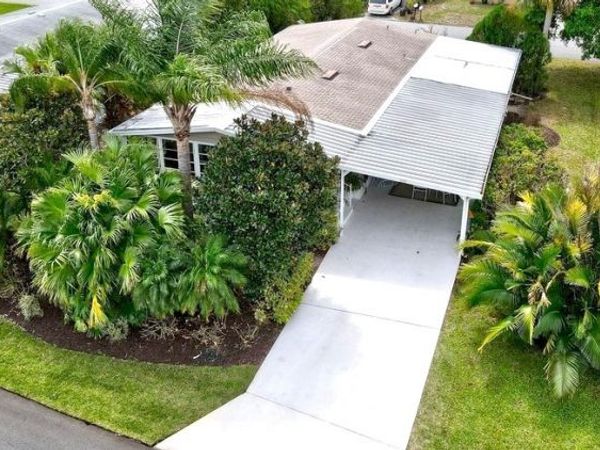 923 Evergreen Street, Barefoot Bay, FL 32976