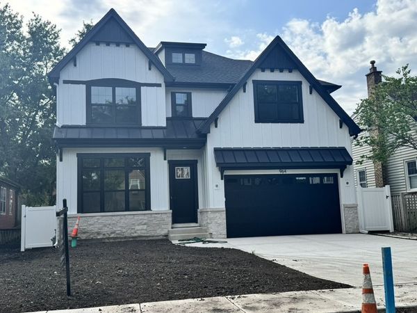 964 S Hillside Avenue, Elmhurst, IL 60126