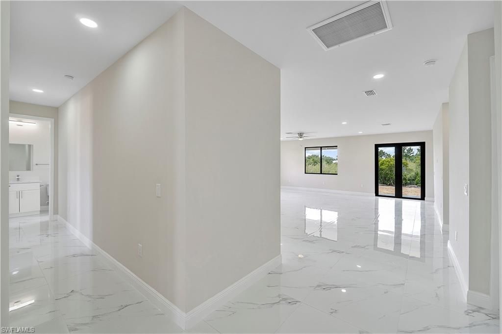 617 Chestnut St E, Lehigh Acres, FL 33974 Photo