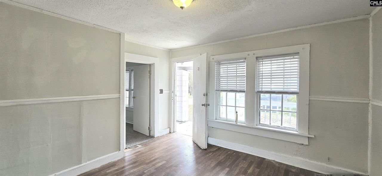 1504 Double Branch Photo 6