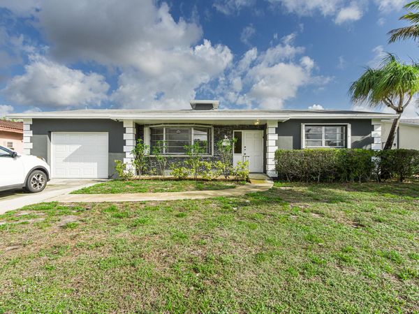 5309 Hayes Street, Hollywood, FL 33021