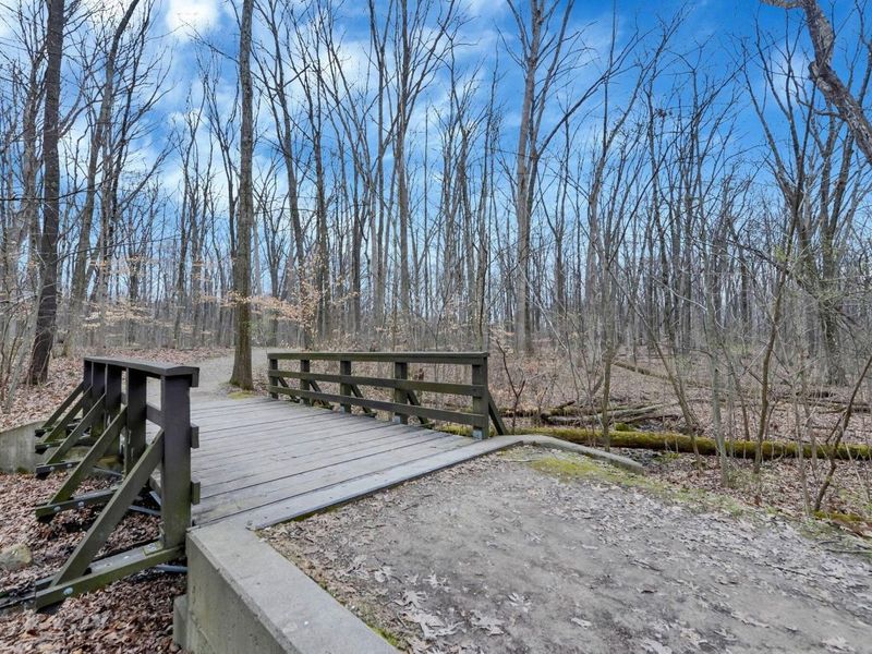 536 Calkin Lane E, Unit 23, Columbus, OH 43230 Photo 36