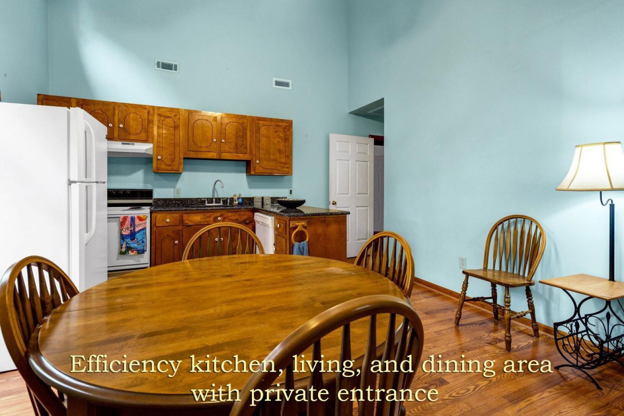 209 Jungle Road Photo 32