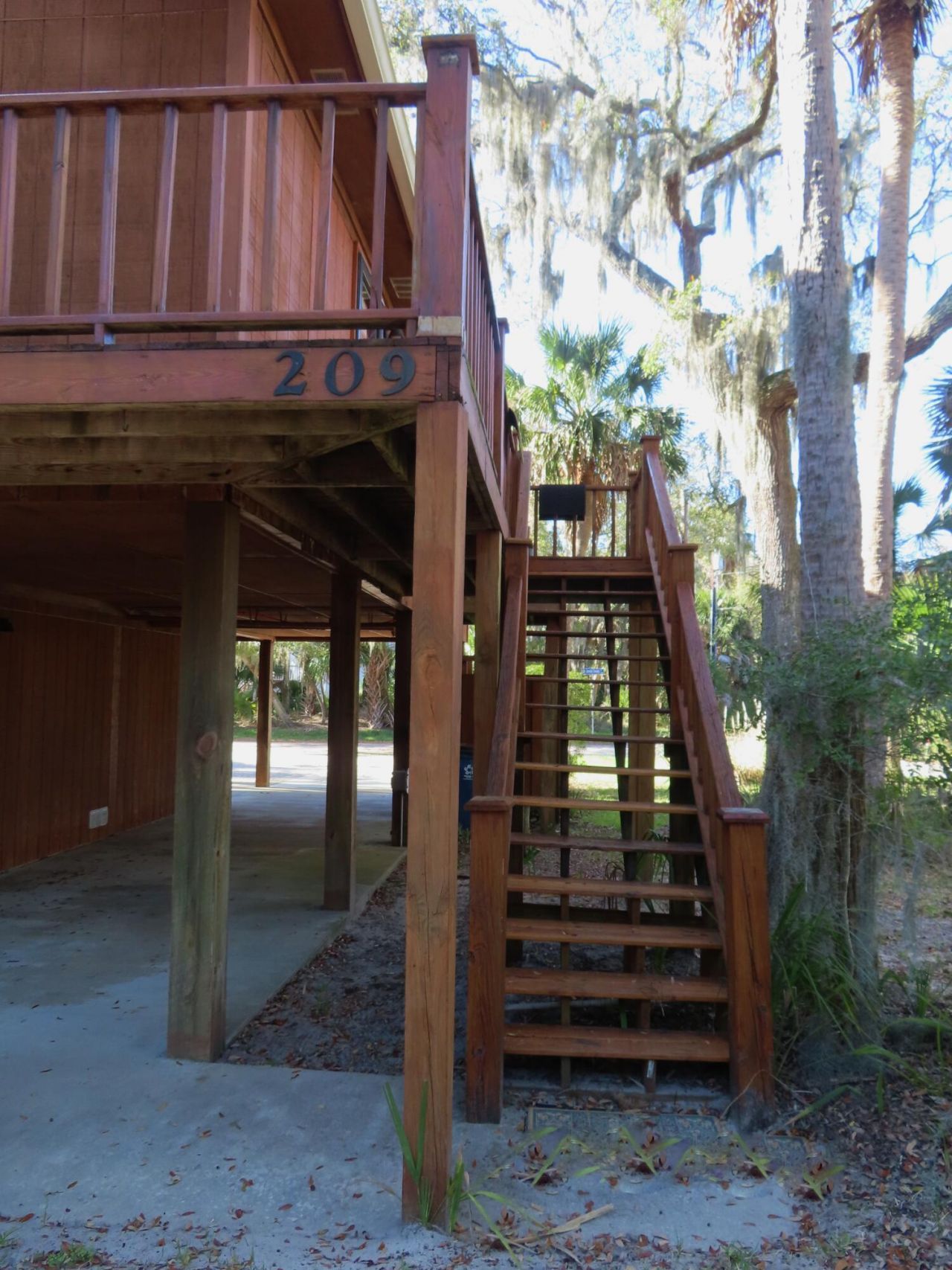 209 Jungle Road Photo 42