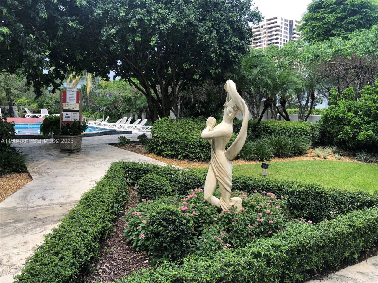 255 W 24th St, Unit 233, Miami Beach, FL 33140 Photo