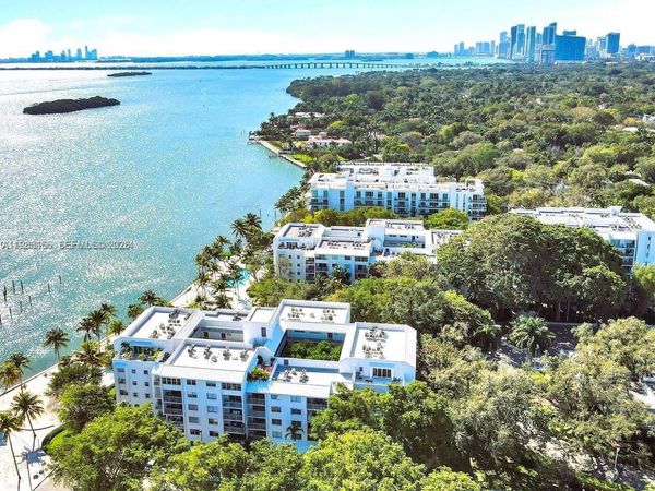 750 NE 64th St, Unit B301, Miami, FL 33138