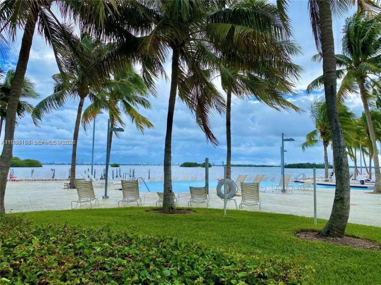 750 NE 64th St, Unit B301, Miami, FL 33138 Photo