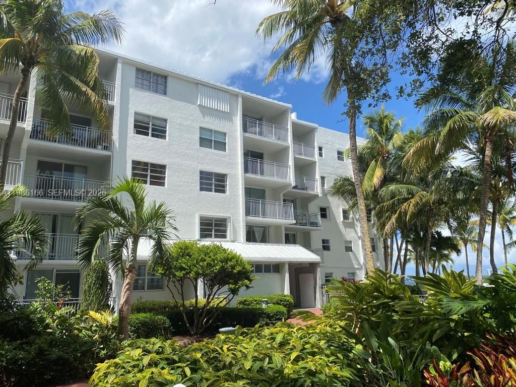 750 NE 64th St, Unit B301, Miami, FL 33138 Photo