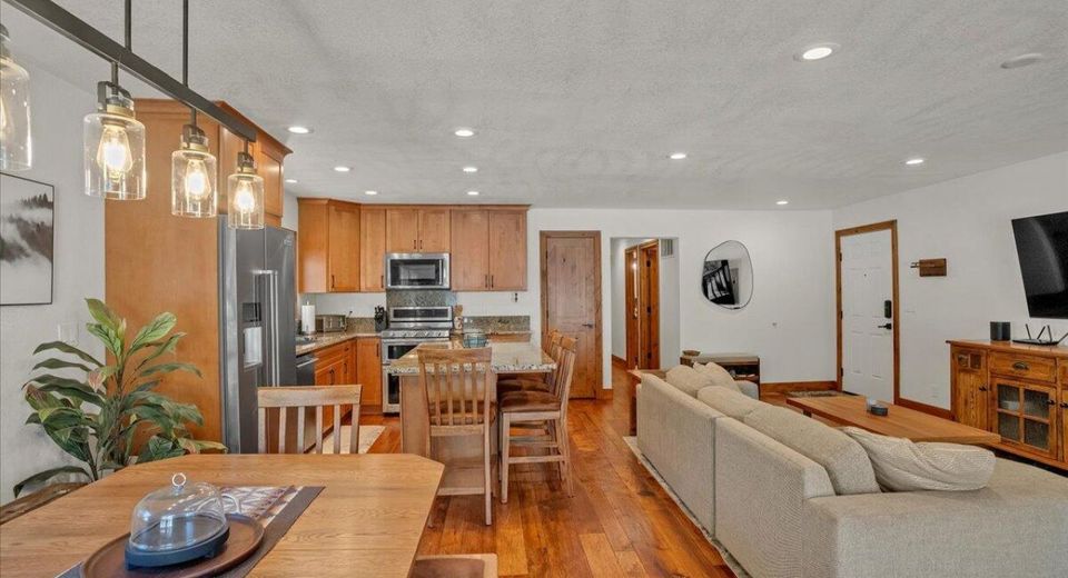718 Kingsbury Grade Road, Unit B, Stateline, NV 89449 Photo