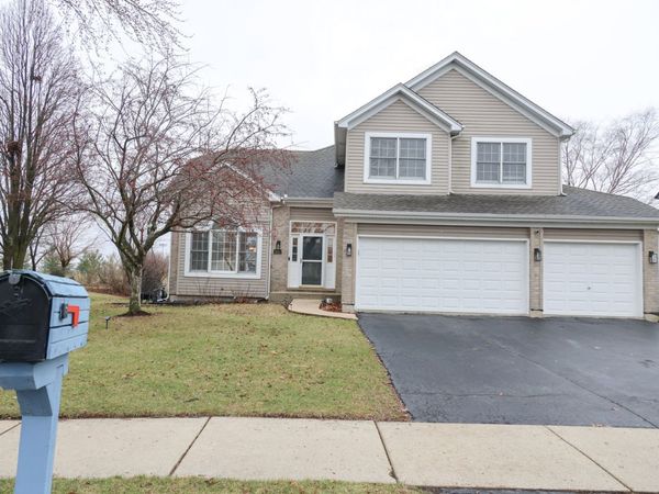 1011 Napa Lane , Aurora, IL 60502