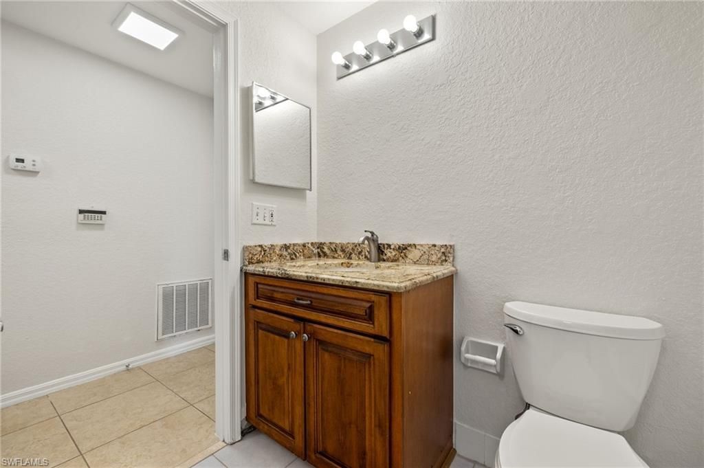 6401 Aragon Way, Unit 204, Fort Myers, FL 33966 Photo