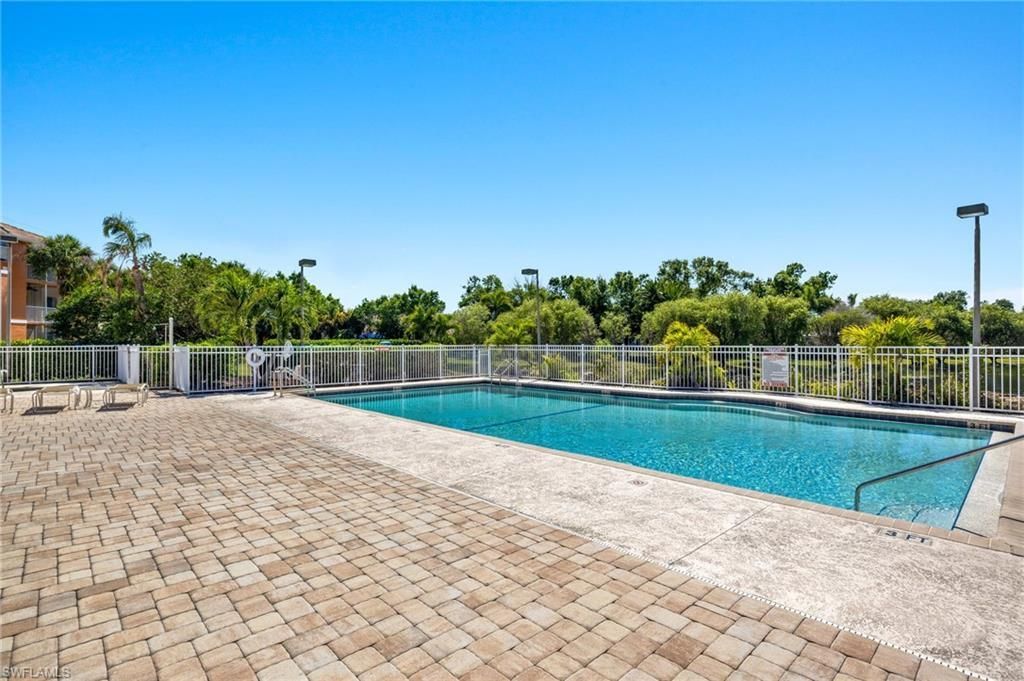 6401 Aragon Way, Unit 204, Fort Myers, FL 33966 Photo