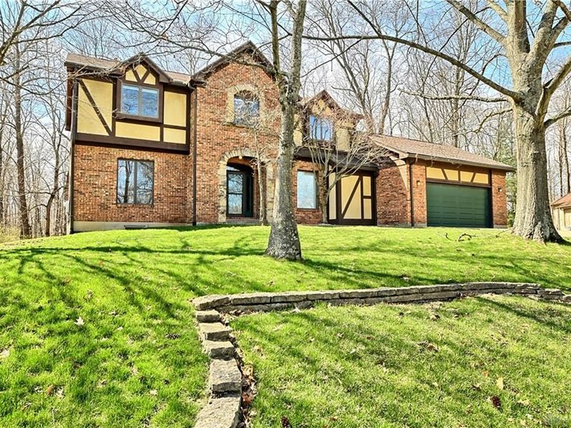 8711 Nicole Lane, Clearcreek Township, OH 45066 Photo 3