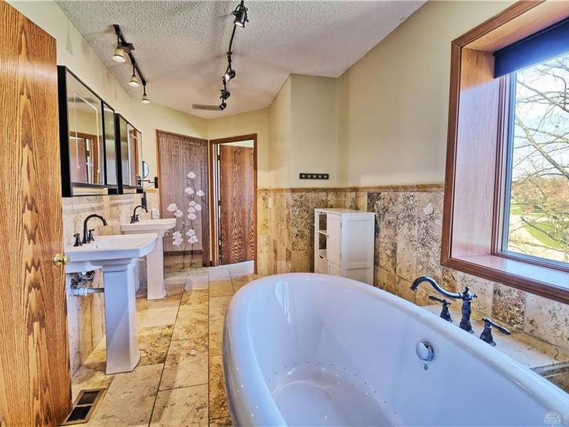 8711 Nicole Lane, Clearcreek Township, OH 45066 Photo 45