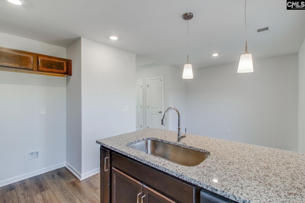 3033 Harborview Drive Photo 11