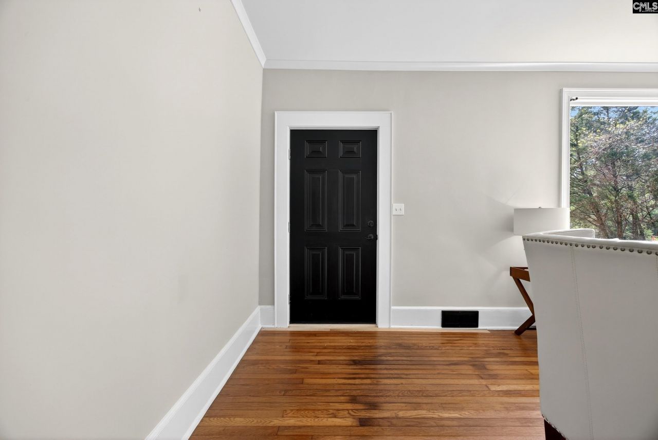 905 Sunset Drive Photo 4